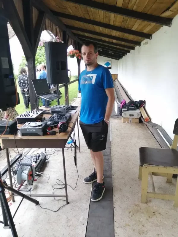 DJ Maikl - Na svatbě - Hudba pro hosty